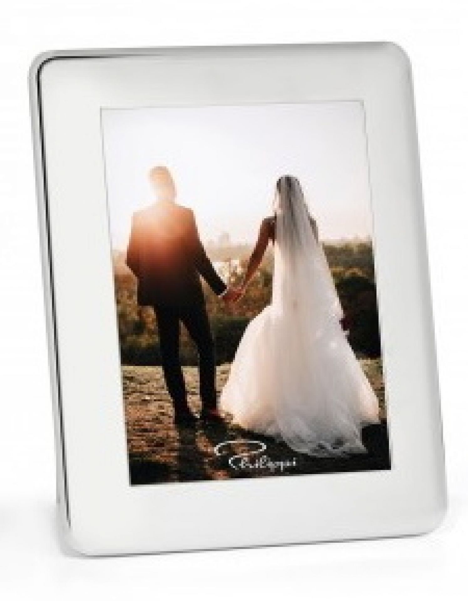 Silberner Philippi Bilderrahmen "Marriage" 20x25 cm mit Hochzeitsfoto eines Brautpaares. Ideal als Hochzeitsgeschenk.